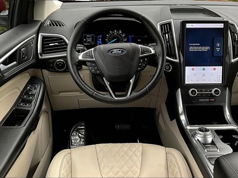 Certified 2023 Ford Edge Titanium w/ Class II Trailer Tow Package AWD/4WD image 8