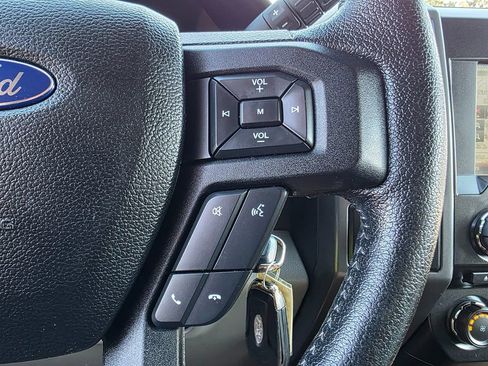 Used 2015 Ford F150 XLT w/ Equipment Group 302A Luxury image 36