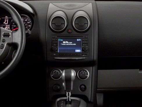 Used 2013 Nissan Rogue S w/ Special Edition Pkg FWD image 13