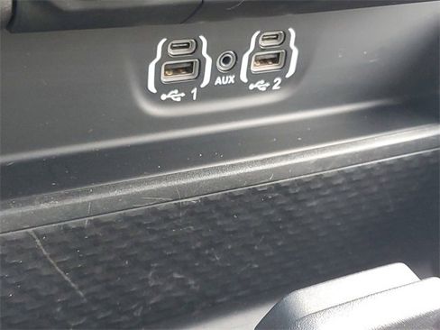 Used 2022 RAM 2500 Laramie image 31