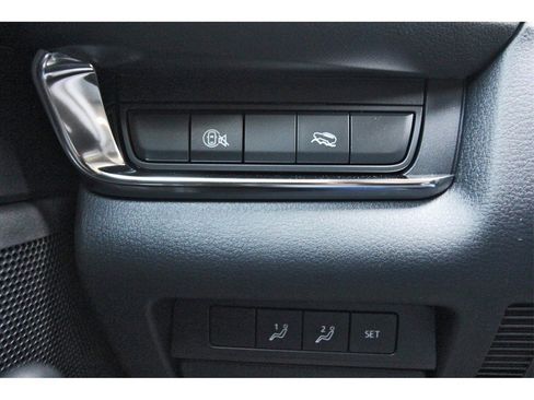 Certified 2025 MAZDA CX-30 AWD 2.5 S w/ Preferred Package image 18