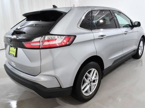 Used 2022 Ford Edge SEL w/ Convenience Package image 11