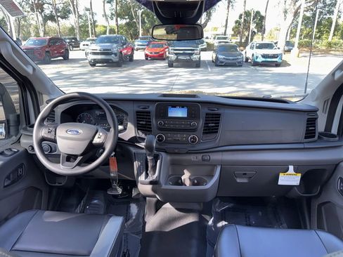 Used 2025 Ford Transit 350 XL image 30