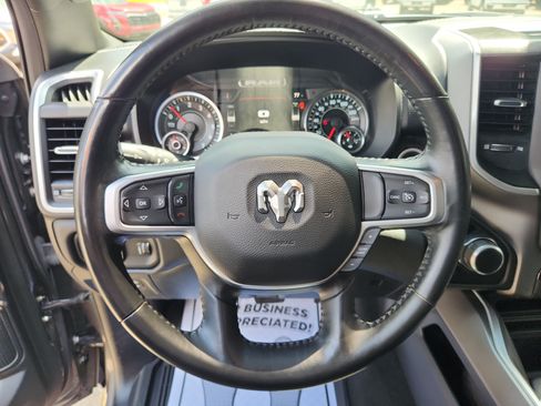 Used 2022 RAM 1500 Big Horn AWD/4WD image 25