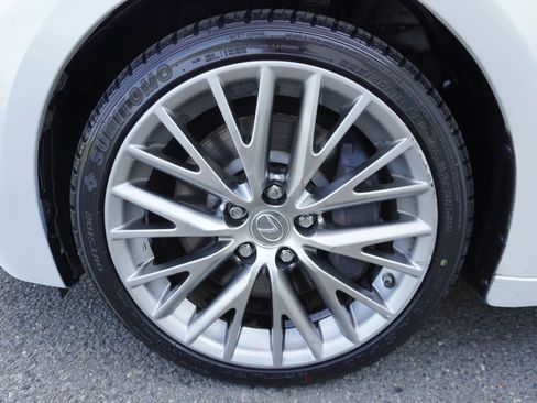 Used 2016 Lexus IS 200t RWD image 28