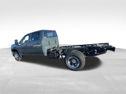 New 2026 Chevrolet Silverado 3500 LT w/ Convenience Package AWD/4WD image 6