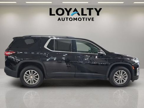 Used 2023 Chevrolet Traverse LT AWD/4WD image 6