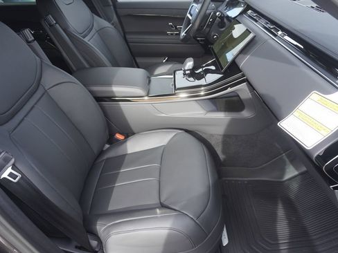New 2026 Land Rover Range Rover Sport SE AWD/4WD image 22