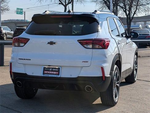 Certified 2021 Chevrolet TrailBlazer RS w/ Sun and Liftgate Package image 4