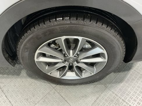 Used 2019 Hyundai Santa Fe XL SE image 39