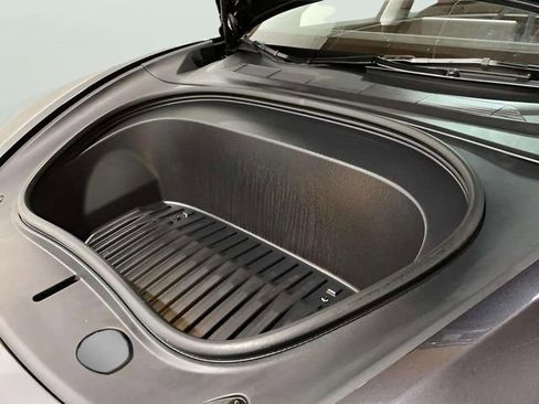 Used 2025 Tesla Model 3 Long Range image 11