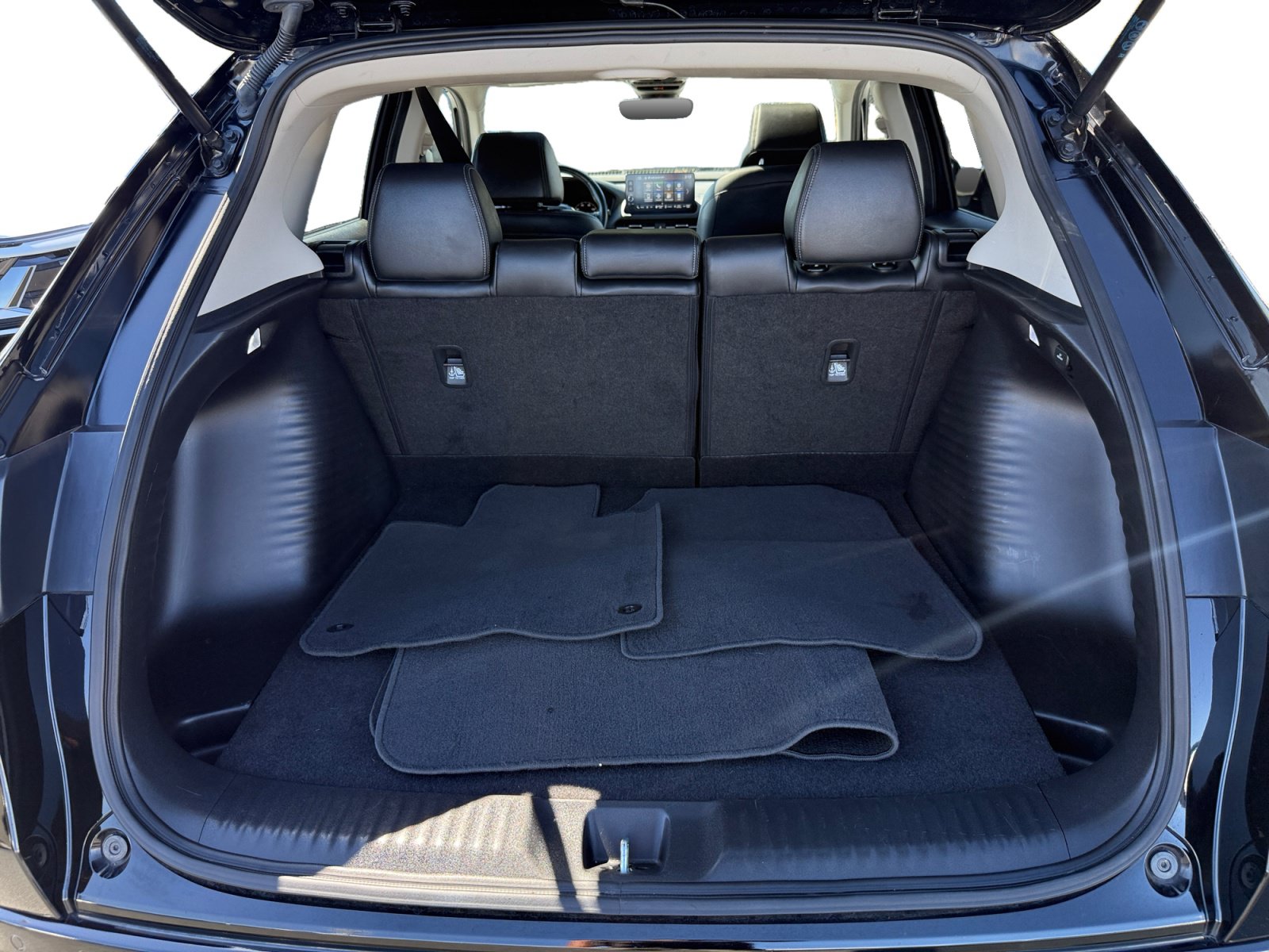 Used 2024 Honda HR-V EX-L image 17