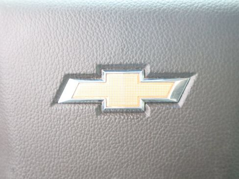 Used 2017 Chevrolet Suburban Premier AWD/4WD image 33