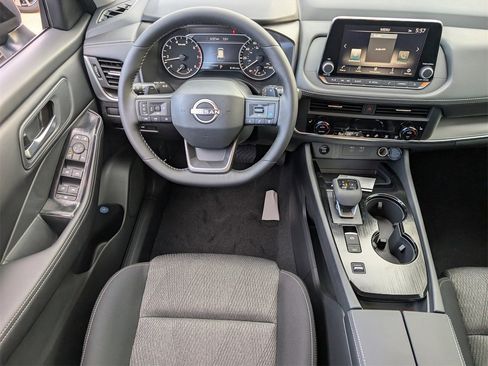 New 2026 Nissan Rogue SV w/ Cold Weather Package image 9