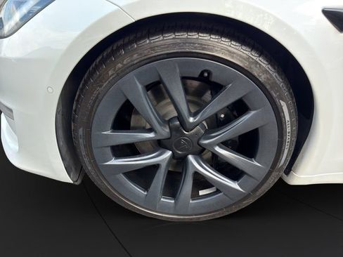 Used 2022 Tesla Model S AWD/4WD image 21