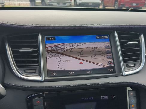 Used 2019 INFINITI QX50 Essential w/ Sensory Package image 15