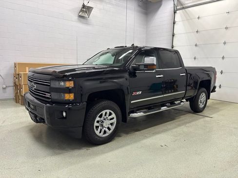 Used 2016 Chevrolet Silverado 3500 LTZ w/ Duramax Plus Package AWD/4WD image 9