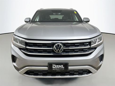 Used 2020 Volkswagen Atlas Cross Sport SE w/ Towing Package image 3