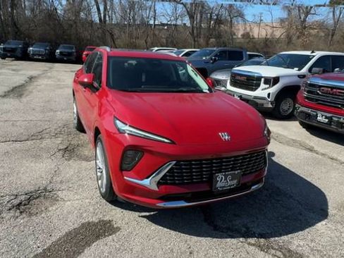 New 2026 Buick Envision Avenir image 3