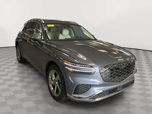Used 2026 Genesis GV70 2.5T Select AWD/4WD image 3