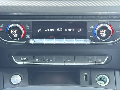 Certified 2024 Audi Q5 2.0T Premium w/ Convenience Package image 19