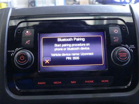 Used 2020 RAM ProMaster 2500 w/ Interior Convenience Group image 11