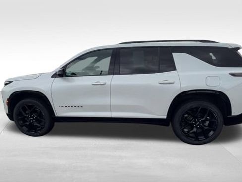 Certified 2024 Chevrolet Traverse RS w/ LPO, Floor Liner Package AWD/4WD image 3