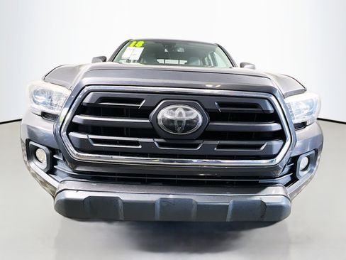 Used 2018 Toyota Tacoma SR5 image 11