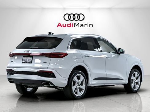 Used 2025 Audi Q5 Premium w/ Premium Plus AWD/4WD image 5