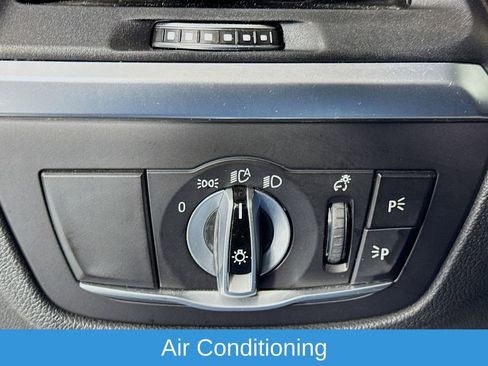 Used 2022 BMW X3 xDrive30i w/ Convenience Package image 12