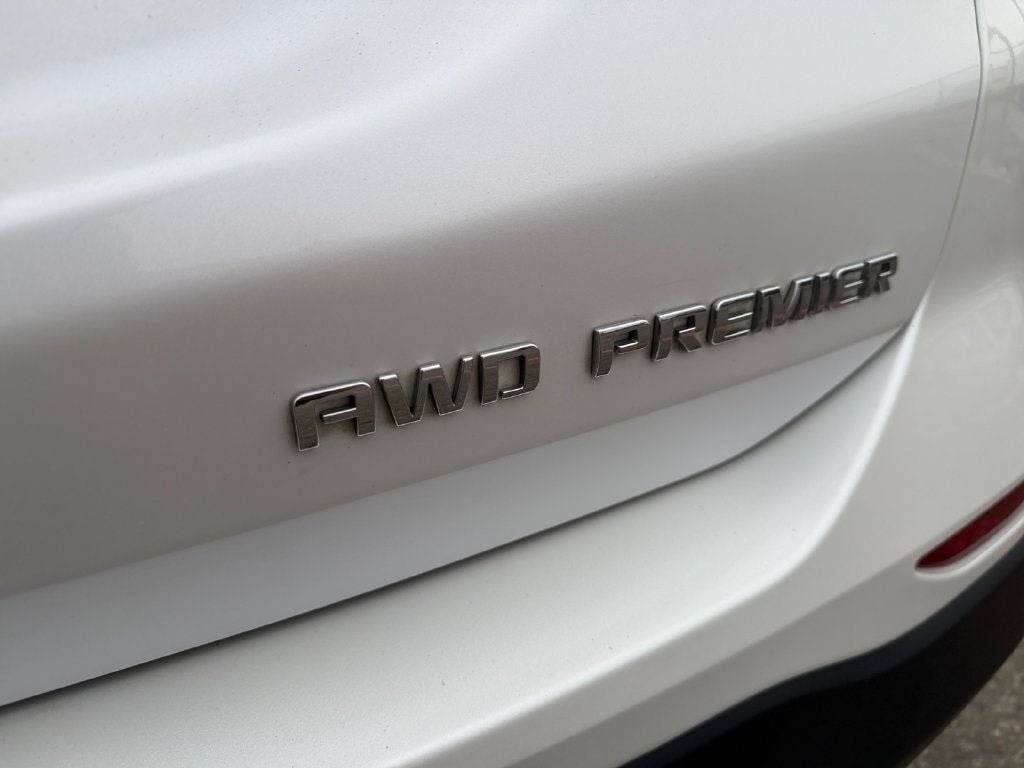 Used 2023 Chevrolet Equinox Premier AWD/4WD image 34