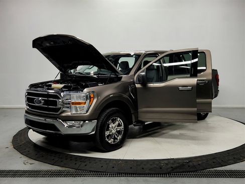 Used 2023 Ford F150 XLT w/ Equipment Group 301A Mid image 11