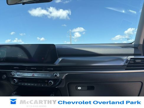 Used 2025 Kia Telluride S FWD image 28