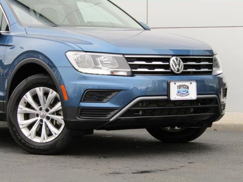 Used 2019 Volkswagen Tiguan SE image 2