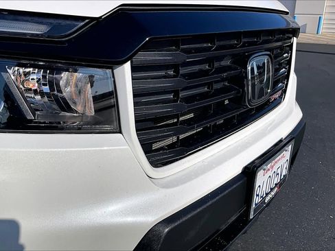 Used 2023 Honda Ridgeline Sport image 29