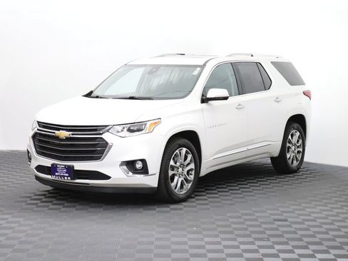 Used 2018 Chevrolet Traverse Premier AWD/4WD image 5