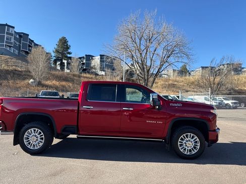 Used 2022 Chevrolet Silverado 3500 High Country w/ Z71 Off-Road Package image 7