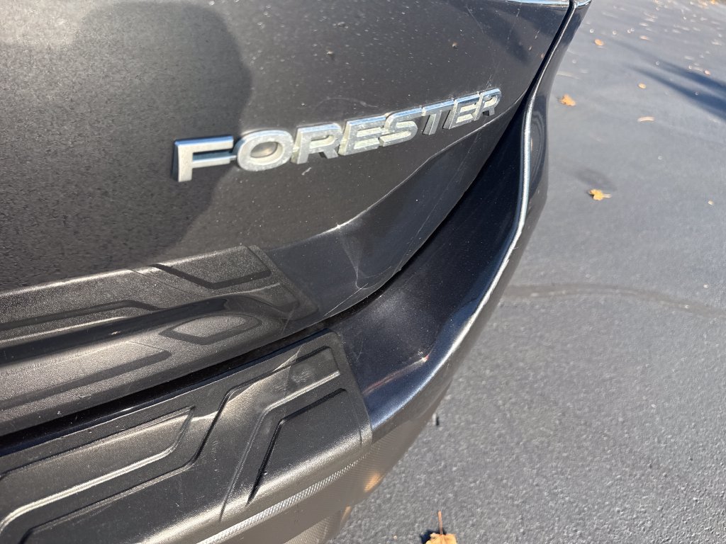 Used 2019 Subaru Forester Premium AWD/4WD image 39