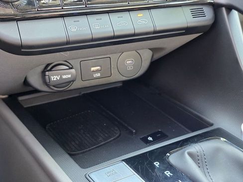 Certified 2025 Hyundai Elantra Sport FWD image 29