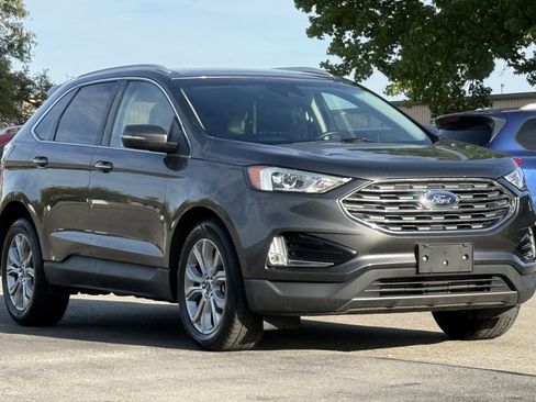 Used 2019 Ford Edge Titanium image 7