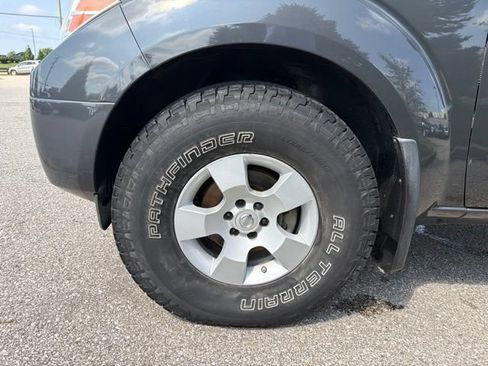 Used 2014 Nissan Frontier SV w/ SV Value Truck Package AWD/4WD image 33