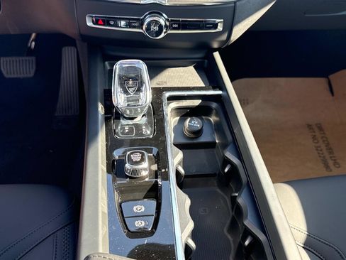 New 2026 Volvo XC60 B5 Plus w/ Climate Package image 24