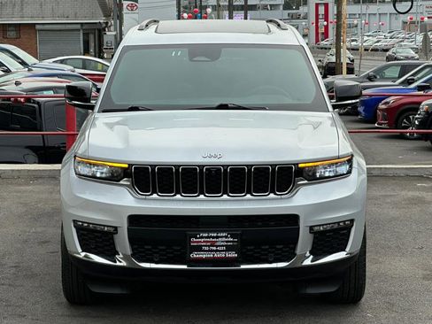 Used 2024 Jeep Grand Cherokee L Limited w/ Luxury Tech Group II image 2