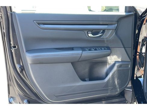 Certified 2026 Honda CR-V EX image 11