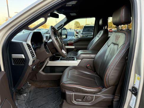 Used 2017 Ford F250 King Ranch w/ King Ranch Ultimate Package image 29