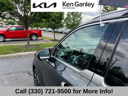 Certified 2024 Kia Telluride S w/ S Sunroof Package AWD/4WD image 25