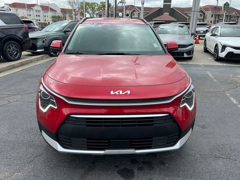 Certified 2025 Kia Niro EX FWD image 8
