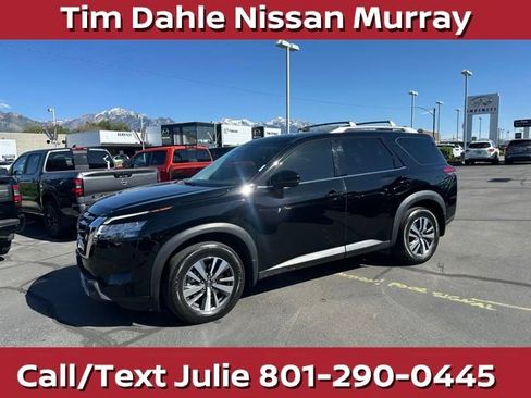 Used 2024 Nissan Pathfinder SL AWD/4WD image 6