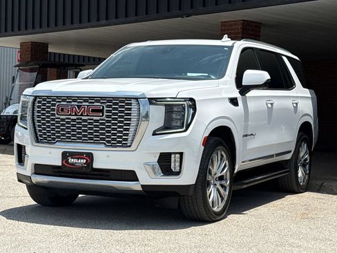 Used 2022 GMC Yukon Denali AWD/4WD image 3