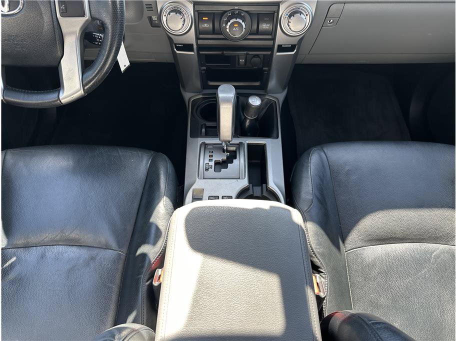 Used 2010 Toyota 4Runner SR5 AWD/4WD image 25